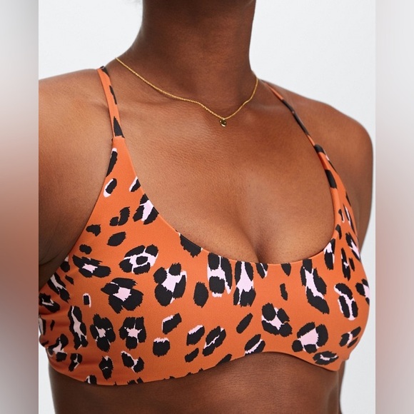 Fabletics NOA Scoop Neck Bikini Top NEW - Picture 1 of 8